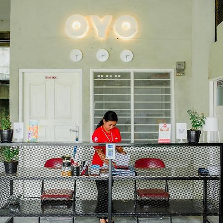 Hotel Oyo 183 The Pipe House Palembang Exteriér fotografie