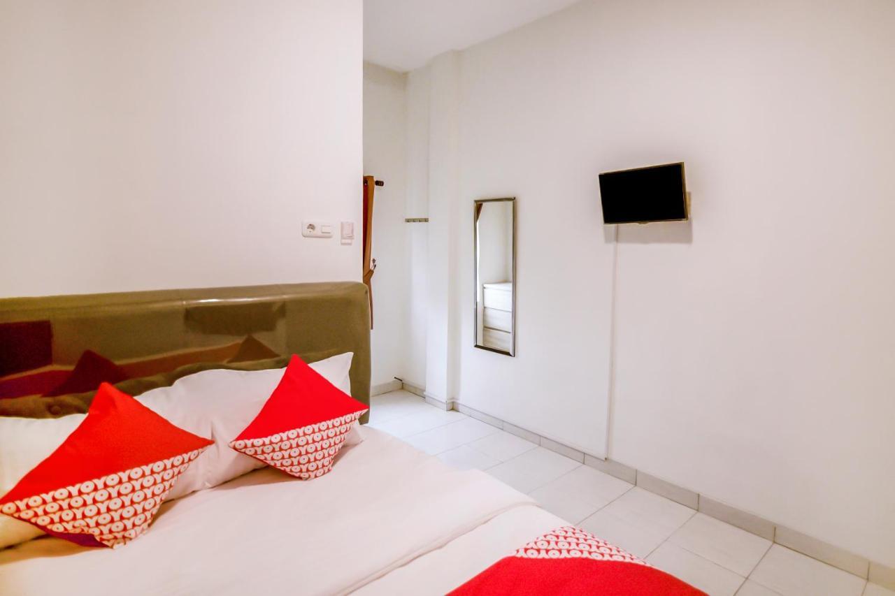Hotel Oyo 183 The Pipe House Palembang Exteriér fotografie
