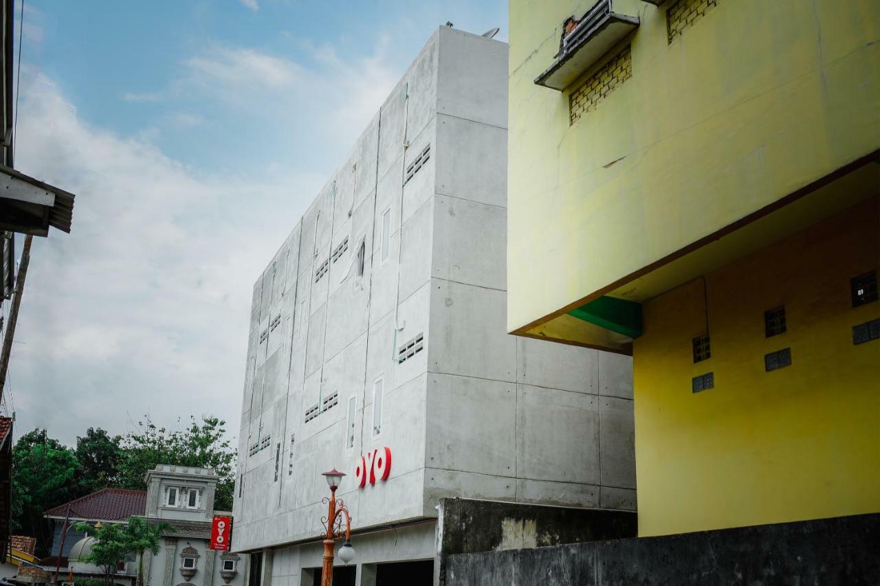 Hotel Oyo 183 The Pipe House Palembang Exteriér fotografie