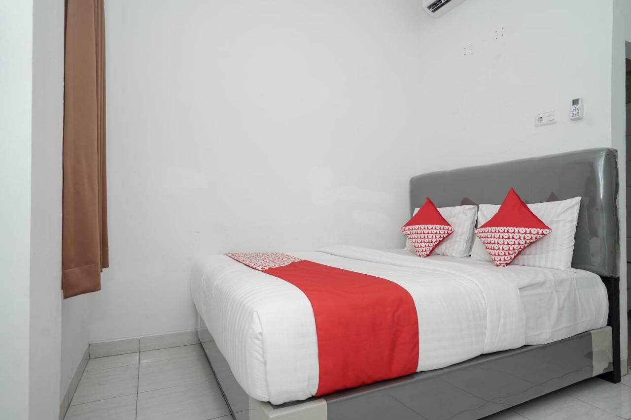 Hotel Oyo 183 The Pipe House Palembang Exteriér fotografie