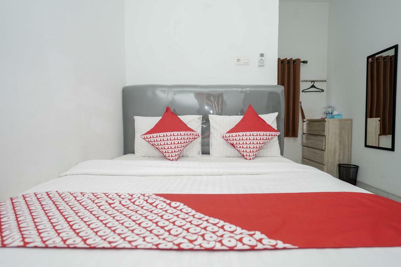Hotel Oyo 183 The Pipe House Palembang Exteriér fotografie
