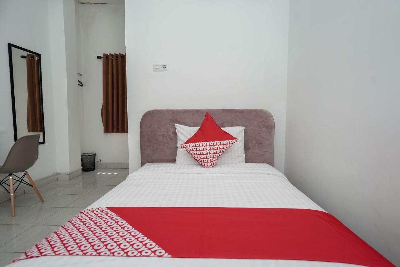 Hotel Oyo 183 The Pipe House Palembang Exteriér fotografie